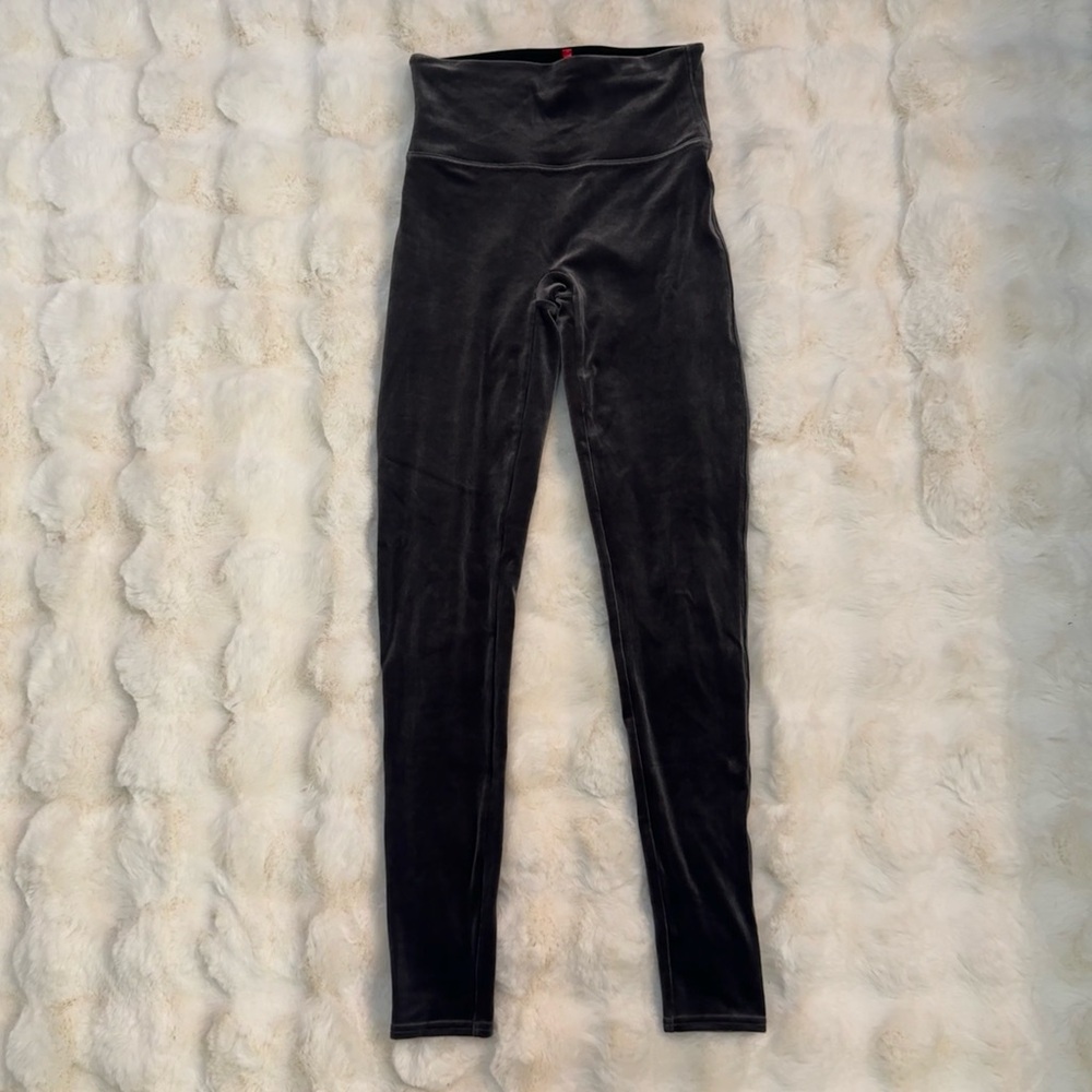 SPANX Velvet Leggings